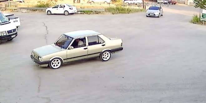 Plakasını kapatıp drift yaptı, polis her yerde onu arıyor