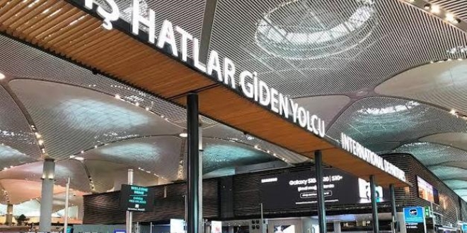 Havalimanı'nda 65 yaş üstü yolculara ayrıcalıklı hizmet