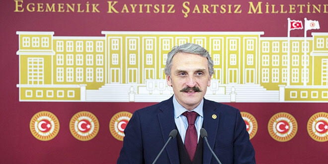'Kadın erkek eşitliği koca bir tantanadır'