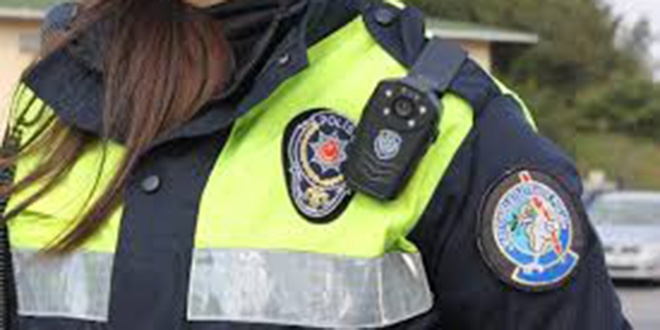 Bu ilde polisten d���nlerde yeni uygulama: Yaka kameral� denetim