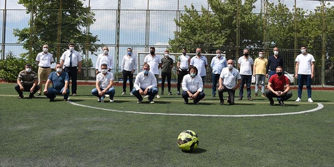 İşletmeciler, halı sahaların yeniden hizmete açılmasını istiyor