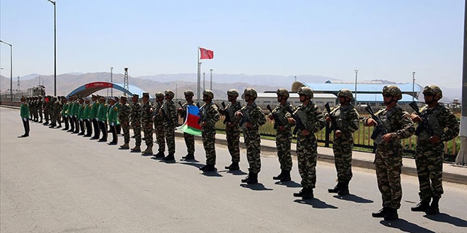 Türkiye ve Azerbaycan'ın ortak askeri tatbikatı başladı