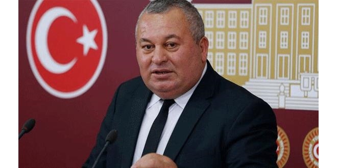 Milletvekili Cemal Enginyurt MHP'den ihraç edildi