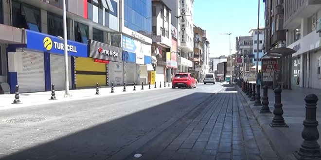 Gaziantep'te cadde ve sokaklar bu kez bombo kald