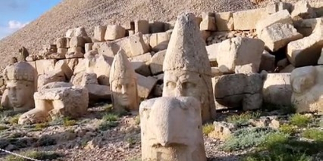 Dünya mirası Nemrut'ta Kurban Bayramı yoğunluğu