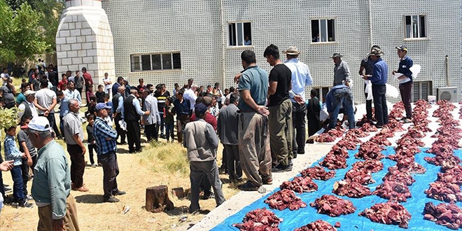 Bu köyde kurban etinden pay almayan aile kalmadı