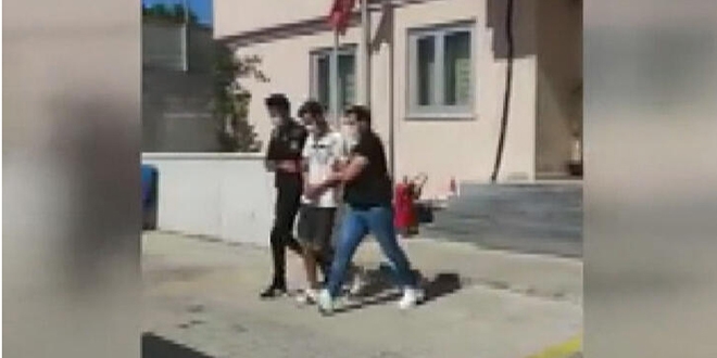 Lüks otomobili çalıp sahibinden fidye istedi