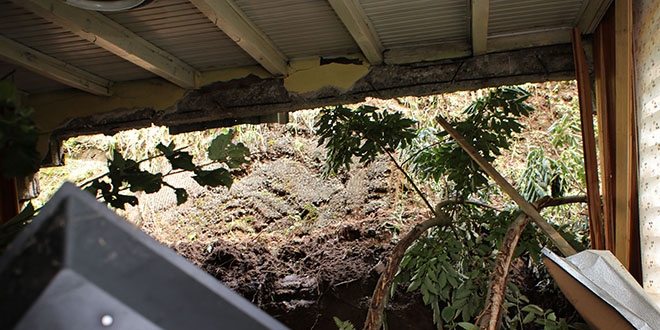 Bayram� kayan evlerinde korku i�inde ge�irdiler