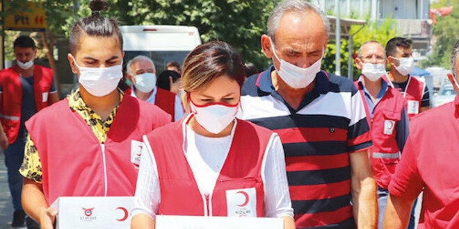 Kovid-19 nedeniyle Kurban'da bağış rekoru kırıldı