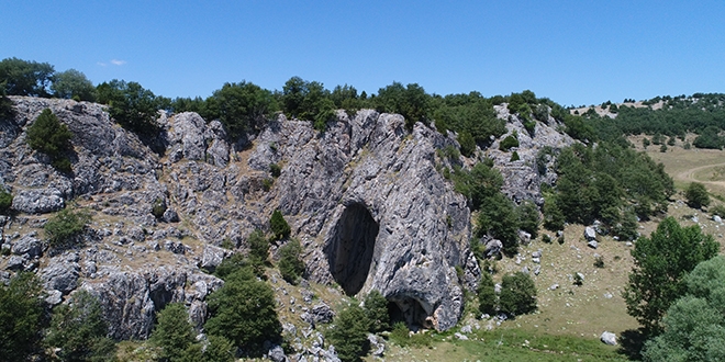 Bu mağaraya Eskişehir'den giren Bolu'dan çıkıyor