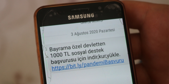 Telefonuna gelen linki tıkladı, bankadaki parasından oldu