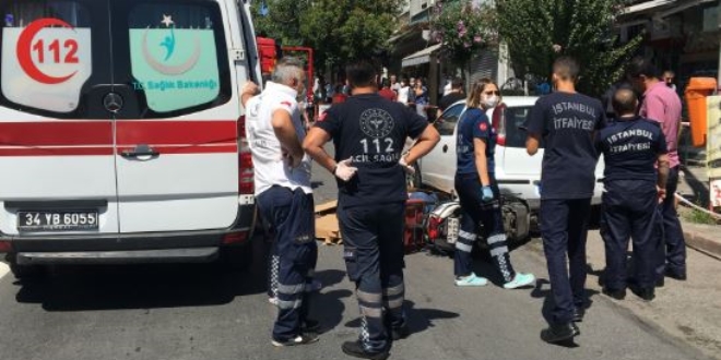 �tfaiye arac�n�n alt�nda kalan moto kurye hayat�n� kaybetti