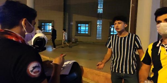 Polisin maske sorduğu genç: Maske zorunluluğundan haberim yok!