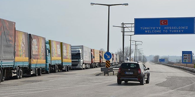 Yunanistan sınır kapısını 8 saat süreyle kapatacak