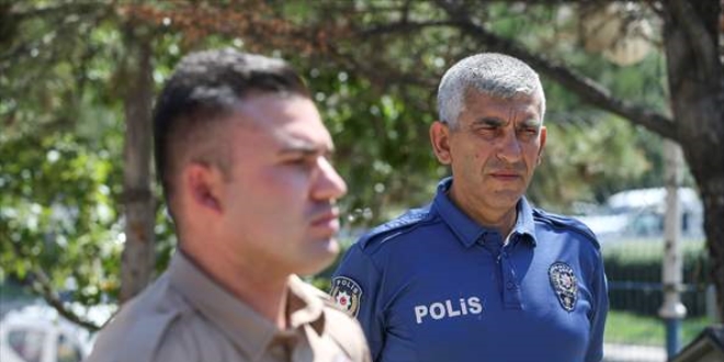 Bek�i baban�n polis o�lu ile bek�i ye�eni ayn� karakolda