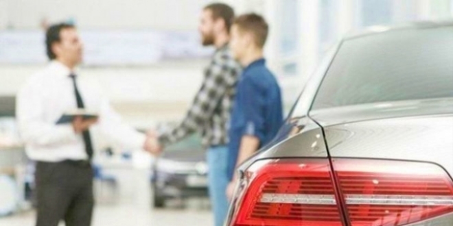 Dizel sırası beklemek isteyemeyenler benzinli araca yöneldi