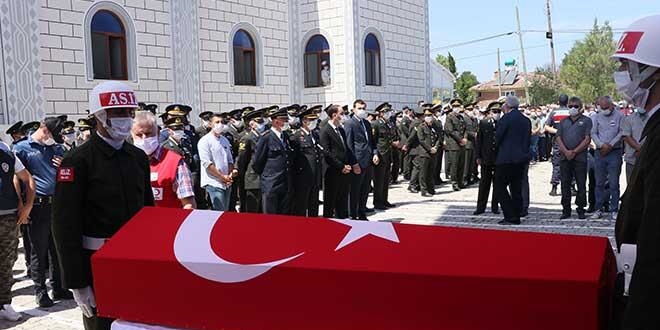 �ehit Uzman �avu� S�leyman Ural , topra�a verildi