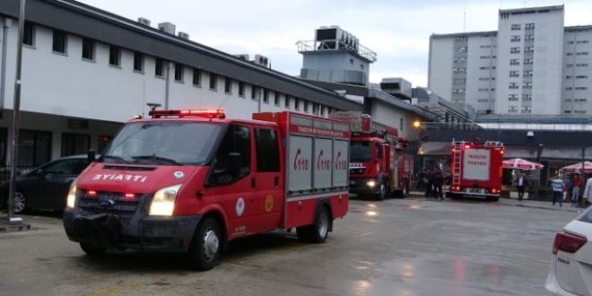 KTÜ Farabi Hastanesi'ndeki yangın paniğe neden oldu