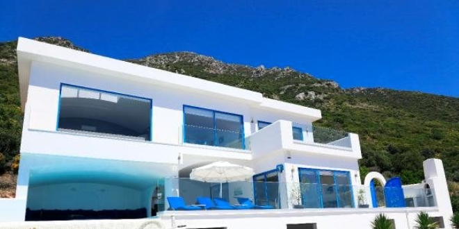 Lüks villa kiralamak isteyen tatilcilere 'kopya site' şoku