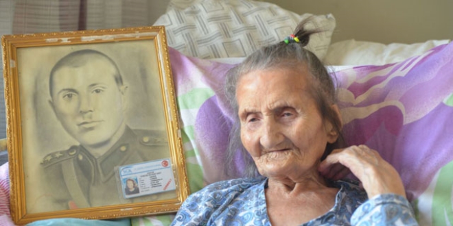 Bakıcısından şiddet gören İstiklal Savaşı gazisinin eşi hayatını kaybetti