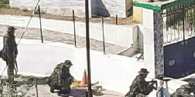Atina'dan tahrik: Türk köyüne asker gönderdi