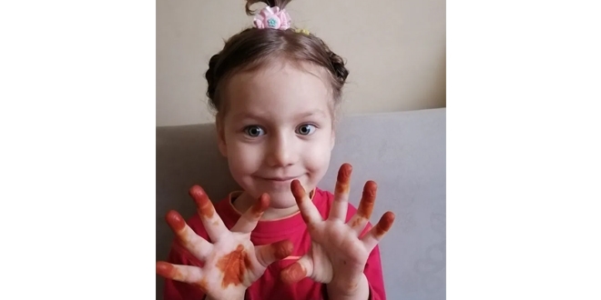 Eline kına yakıp uyuttuğu kızı ile oğlunu yangında kaybetmenin acısını yaşıyor
