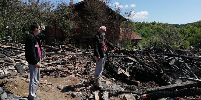 Bolu'da yaşlı çifti yangın ayırdı: 1 ölü