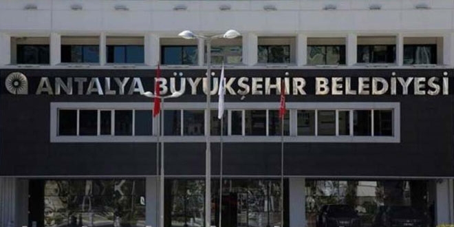 Başkan virüse yakalandı, belediyeye girişler kısıtlandı
