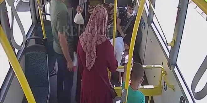 Şoförden, dili boğazına kaçan adama hayat kurtaran müdahale