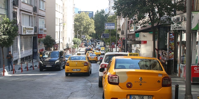 �stanbul'da 1. Derece Acil Ula��m yollar� ara� i�galinde