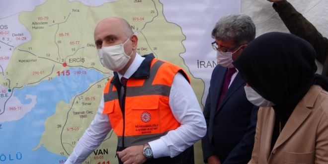 'Mühendislik açısından gıptayla bakılan projeleri yapıyoruz'