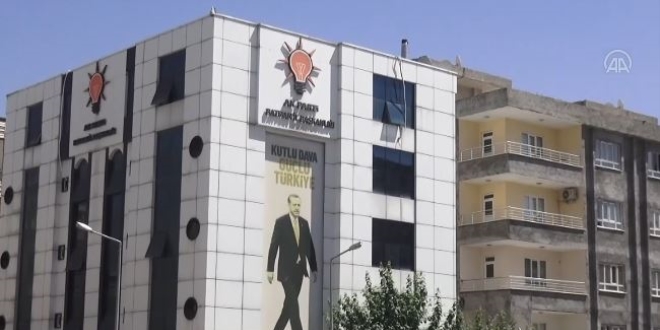 HDP'den istifa eden 2 belediye başkanı AK Parti'ye geçti