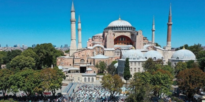 Fransız uzman Ayasofya'ya tepki gösterilmesini şaşırtıcı buldu