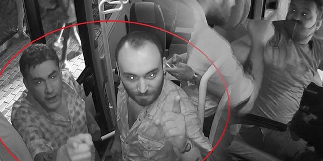 Bursa'da minibüs şoförü ve mahalle bekçisi darp edildi!