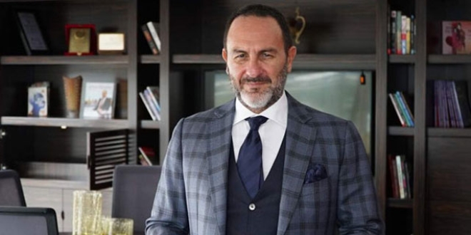 Prof. Dr. Emre Alkin: Aşı bulunursa, altın gevşeyebilir