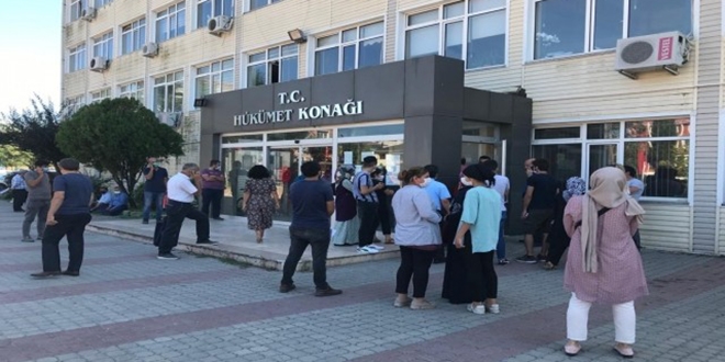 Karantinadan ��k�p n�fus m�d�rl���nde i�lem yapt�rmak istedi