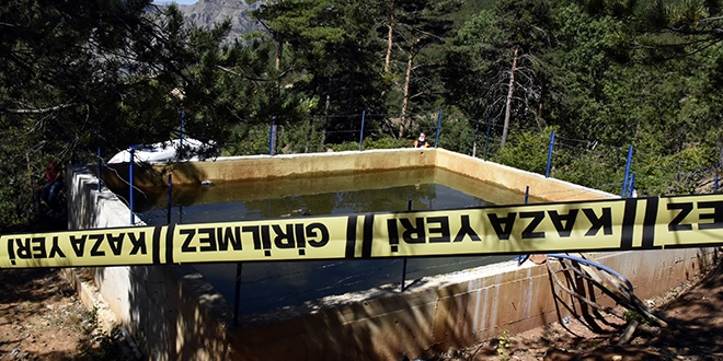 'Yataklara düşmekten korkuyorum' yazılı not bırakıp sulama havuzuna atladı