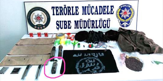 Eylem hazırlığında yakalanan DAEŞ'li polise saldıracakmış