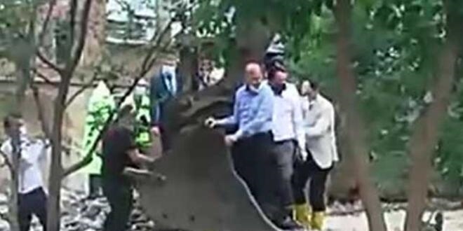 Üç bakana bravo
