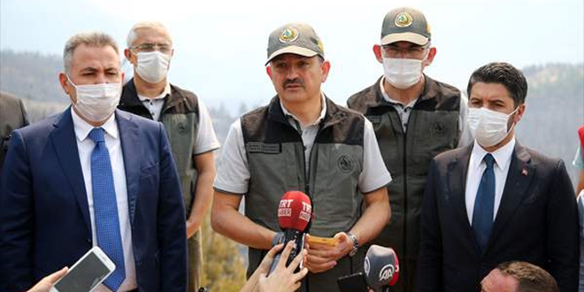Bakan Pakdemirli: Adana'daki yangında 'kasıt' ihtimali var