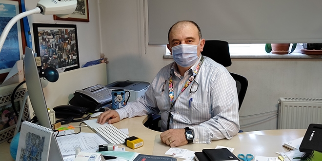 Ateş Kara: 2 yaşına kadar olan çocuklar asla maske takmamalı