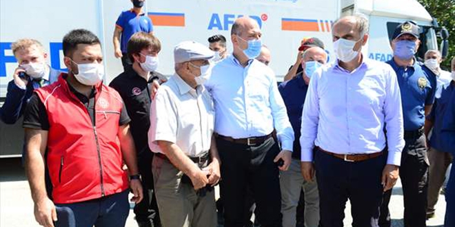 Bakan Soylu: 3'ü jandarma 8 vatandaşımız hayatını kaybetti
