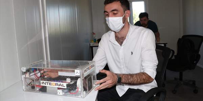 Üniversite öğrencileri ozon cihazı ve yerel e-ticaret yazılımı geliştirdi