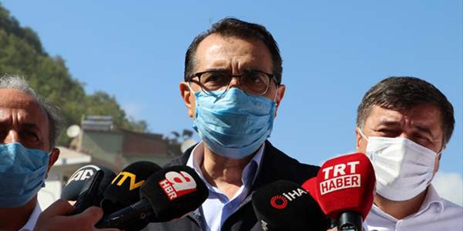 Bakan Dönmez, Dereli ve Kozan'daki çalışmalara ilişkin bilgi verdi