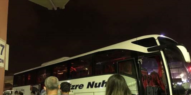 Otobüste taciz ettiği kadının cep telefonunu çaldığı ileri sürülen şüpheli yakalandı