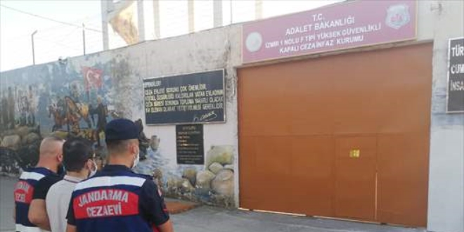 Mahkumiyeti kesinleşen FETÖ hükümlüsü saklandığı yerde yakalandı
