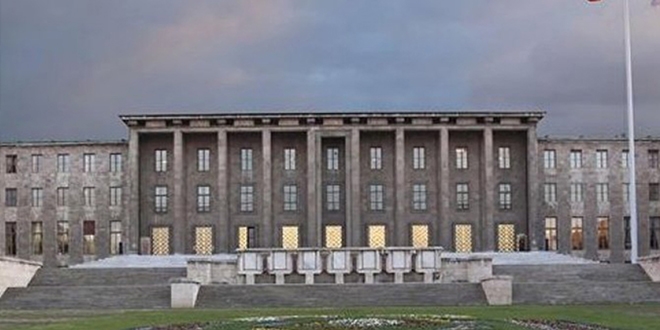 TBMM'den 'personele iş kıyafetleri verilmedi' iddialarına açıklama