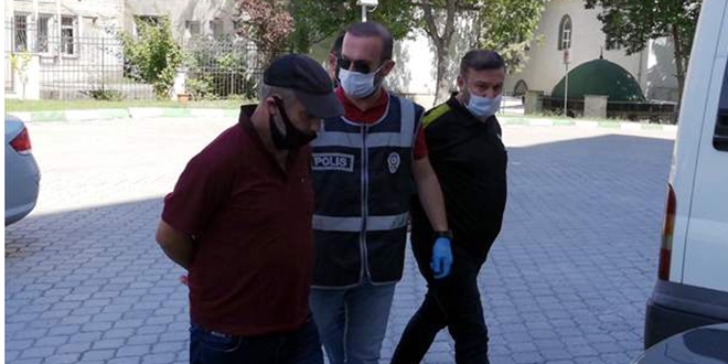 Valilik adını kullanarak dolandırıcılık yapan 4 zanlı tutuklandı