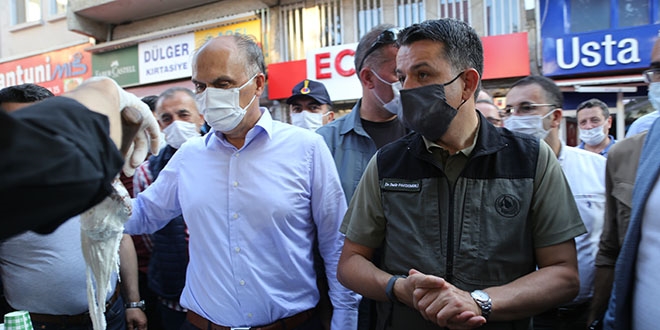 Bakan Pakdemirli, Giresun'da incelemelerde bulundu