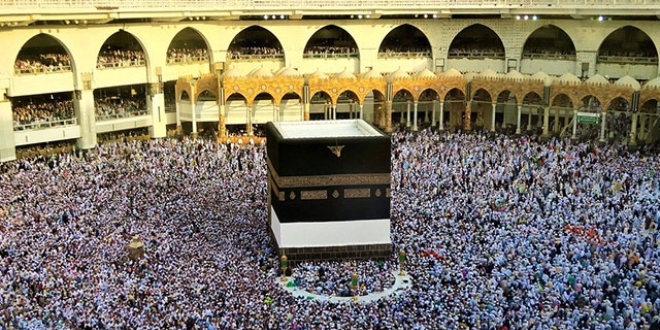 Suudi Arabistan'dan flaş karar: Kabe ibadete açılıyor
